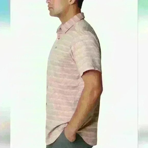 COLUMBIA | Men's Auburn Chambray Silver Ridge Utility Striped Short Sleeve Shirt - Picture 3 of 10